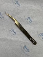 Cargar imagen en el visor de la galería, Skylashes Straight tweezer
